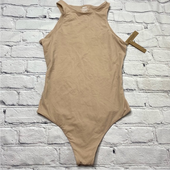 NWT SKIMS fits everybody high neck bodysuit - Picture 3 of 5